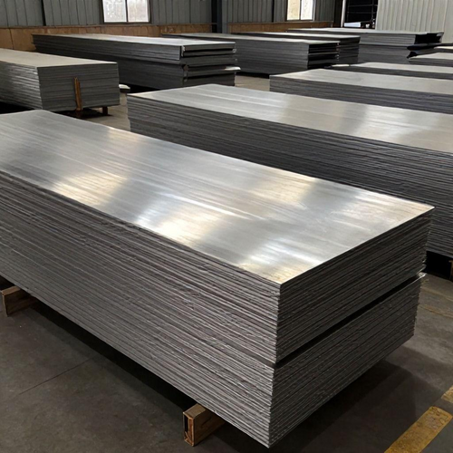 Entenda a Importância do Distribuidor de Chapas de Aço Inox na Indústria Atual