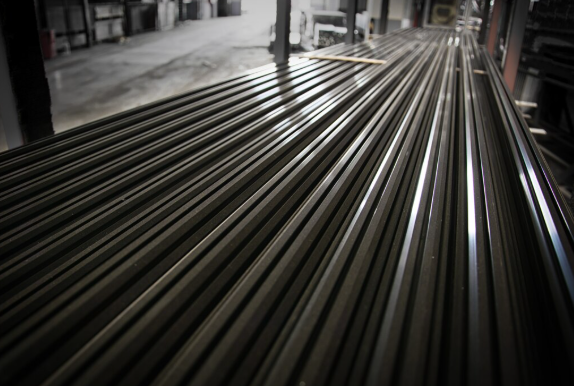 Barra Redonda de Aço: Aplicações Industriais e Guia Completo para Escolha